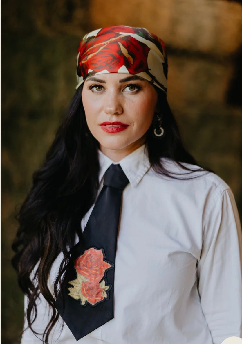 Rodeo Quincy ROSITA'S HOLLY TIE
