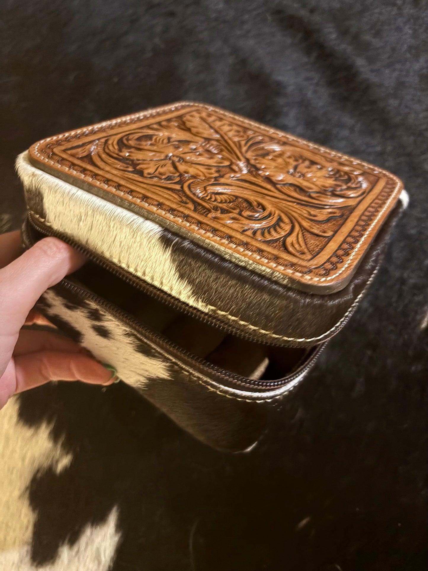 Leather tooled jewelry box with zipper closure