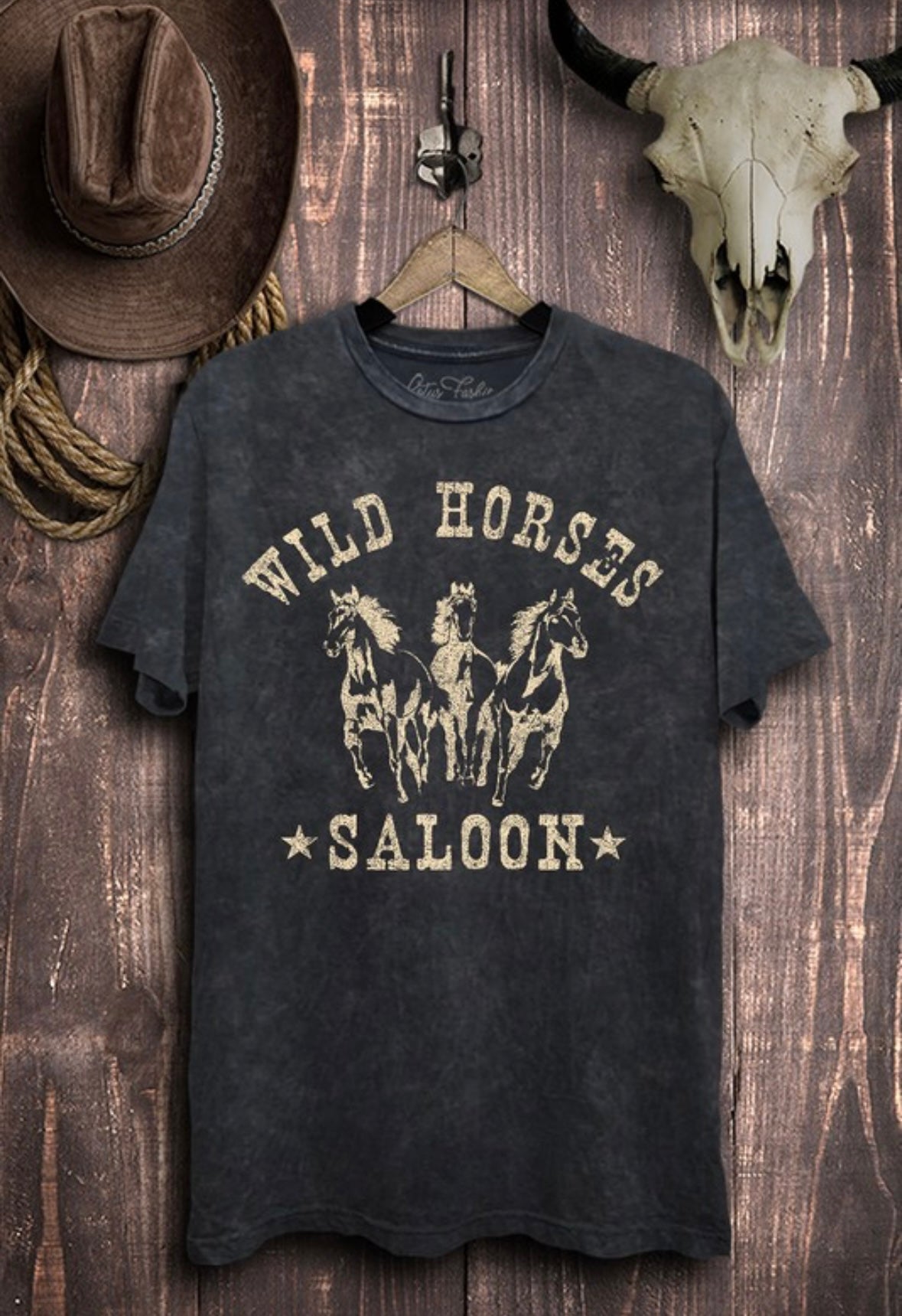 Washed black vintage wash tee