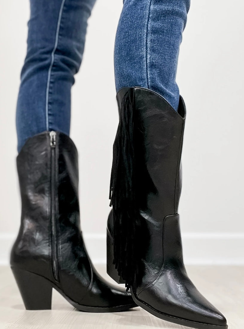 Last pair 8.5 McKenna Fringe Western Boot