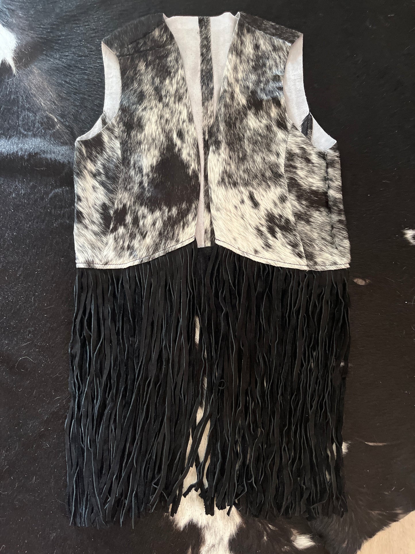 Medium Genuine cowhide vest short fringe