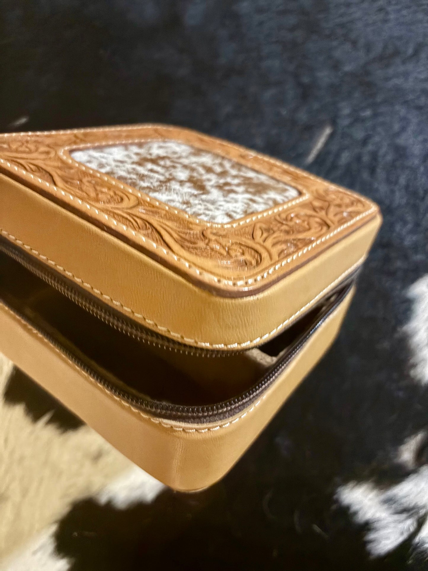 Leather tooled jewelry box with zipper closure