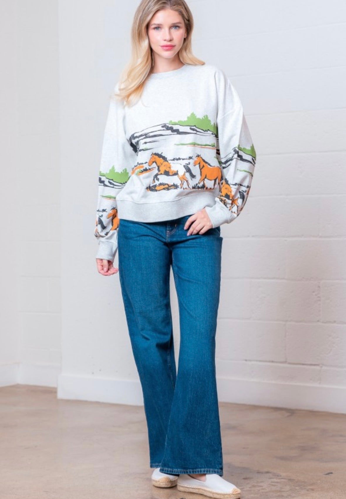 Last one small Long sleeve horse crewneck