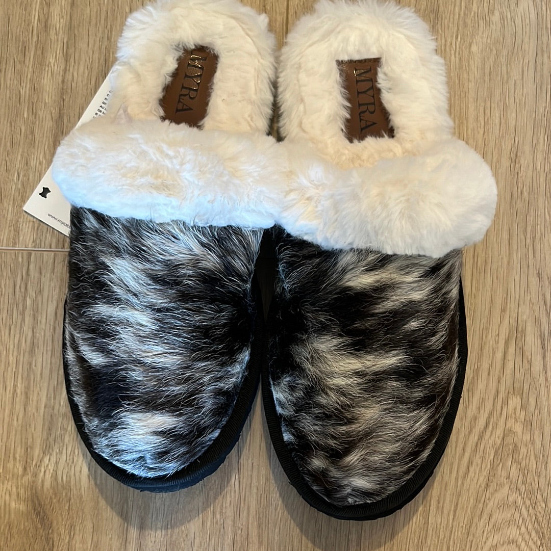 Myra snug scuff slipper