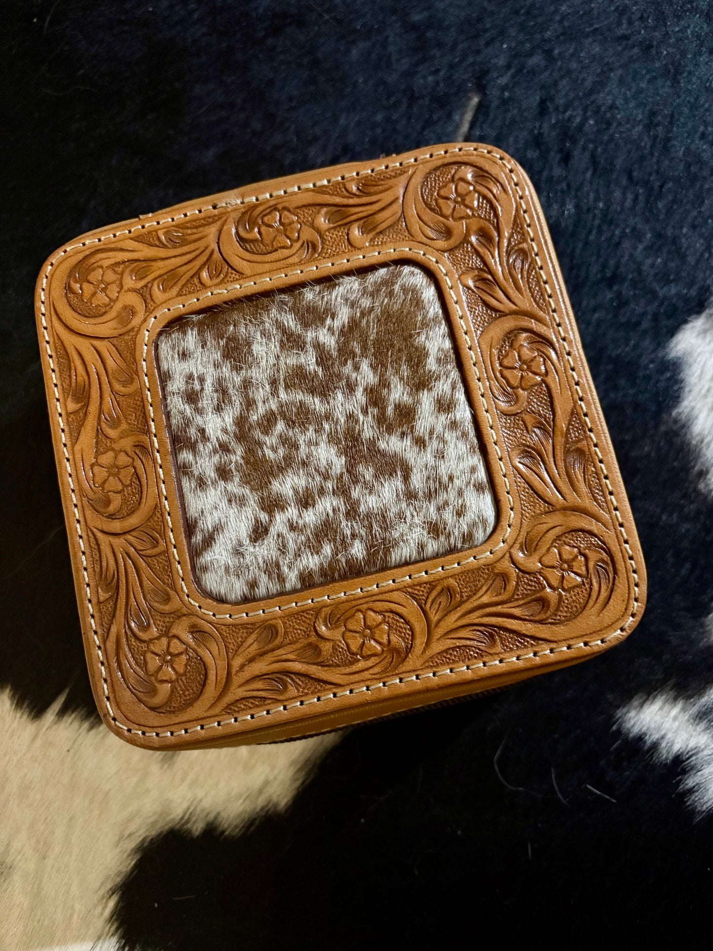 Leather tooled jewelry box with zipper closure