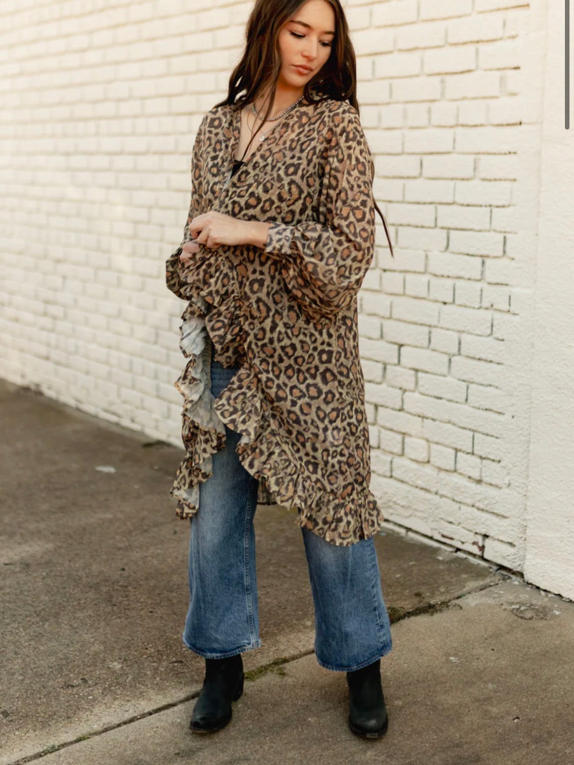 Turquoise Haven Ruffle Trim Leopard Kimono – Brown/Tan