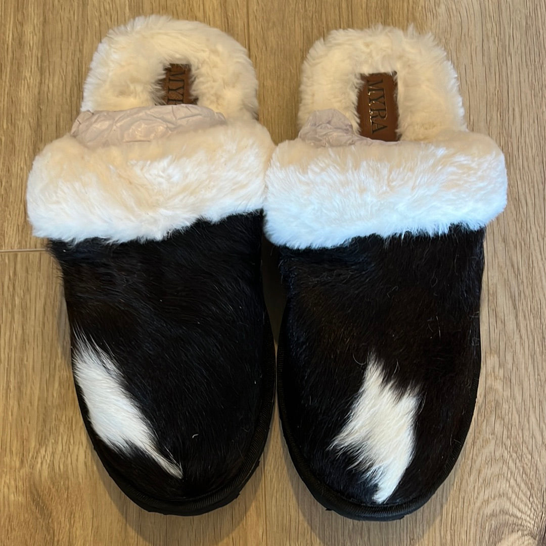 Myra snug scuff slipper