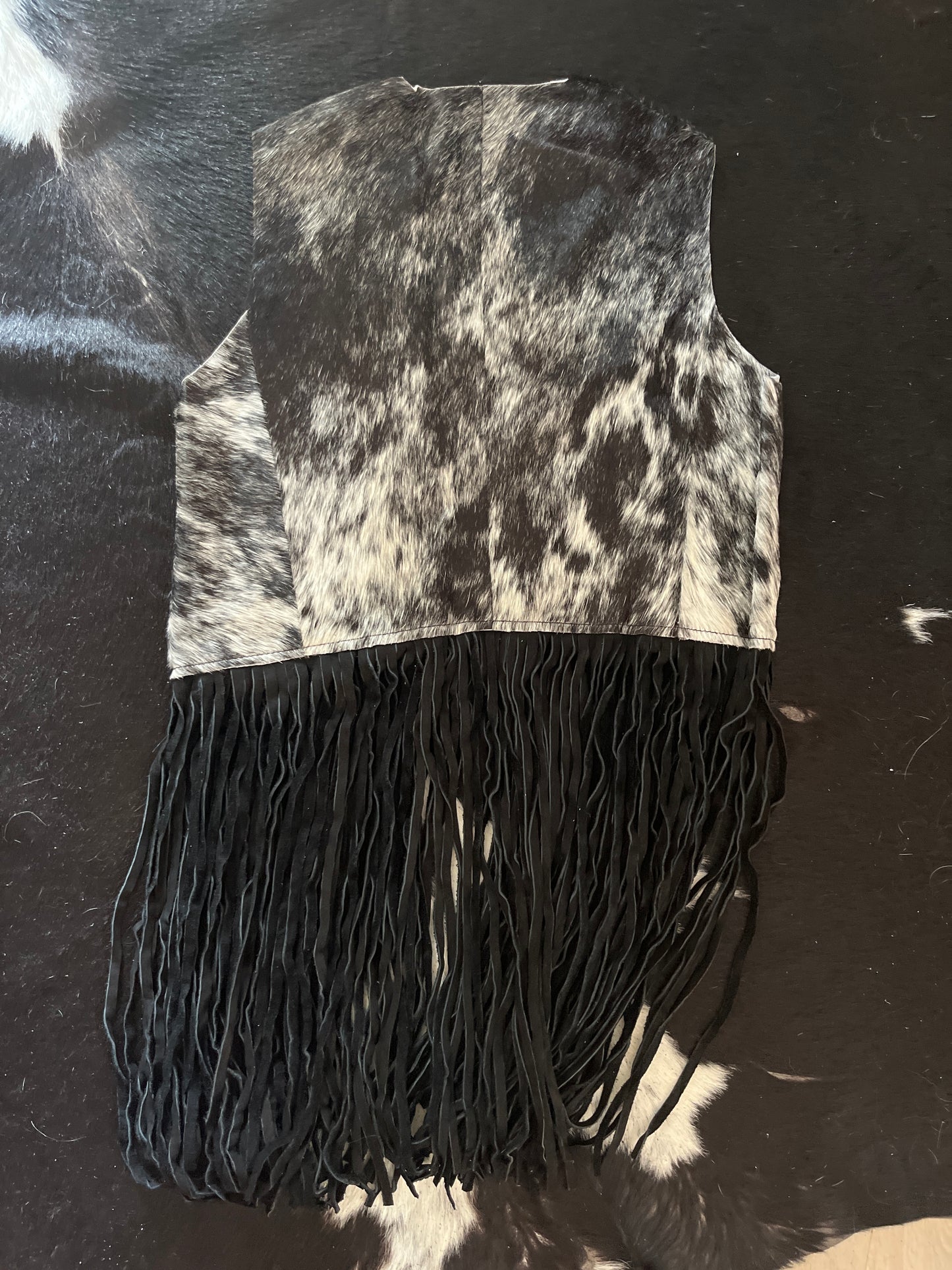 Medium Genuine cowhide vest short fringe