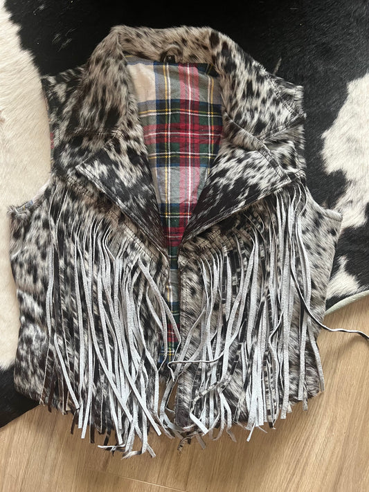 Cowhide fringe vest medium