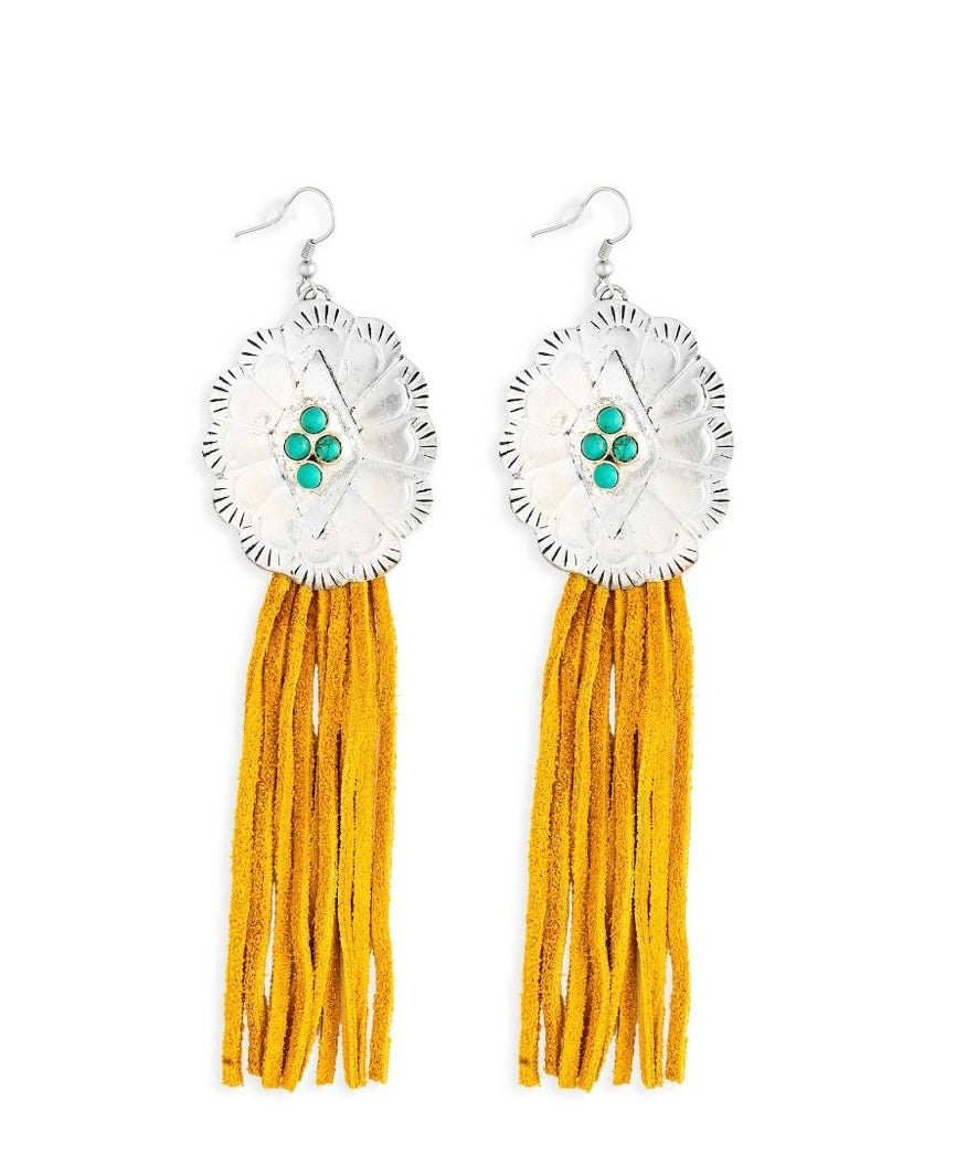 Myra Zinnia Canyon Fringe Earring in gold