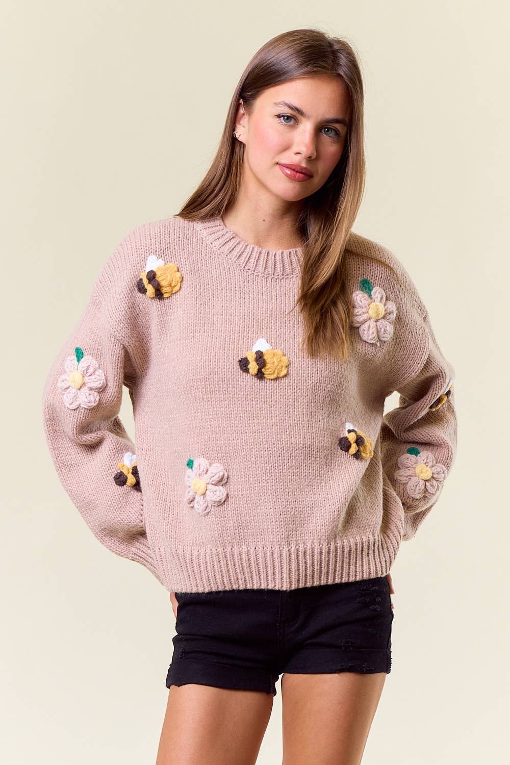 BEE KNIT SWEATER